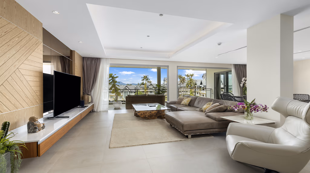 MODERN LUXURY BEACHFRONT PENTHOUSE — photo 10