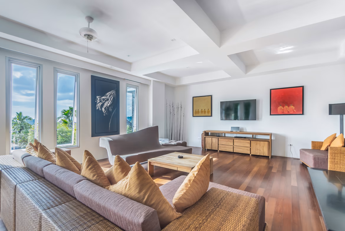 STUNNING 4 BED LAYAN SEA VIEW VILLA — photo 5