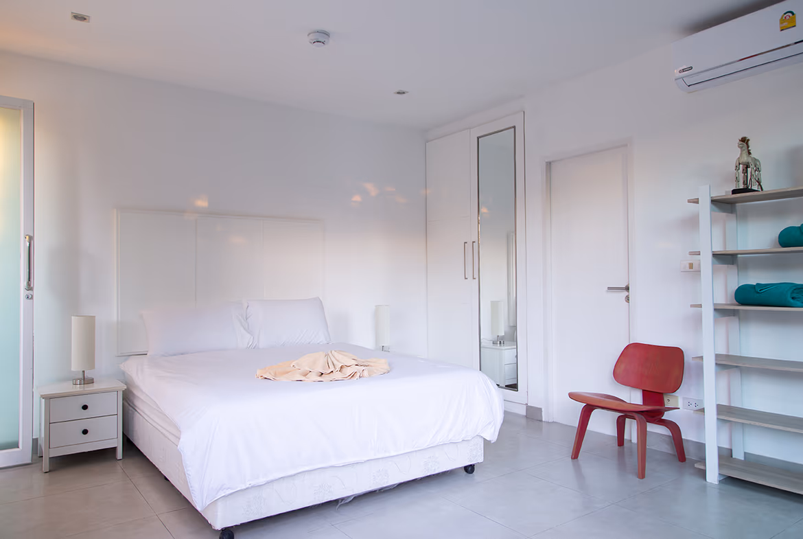 FOUR BEDROOM SEAVIEW VILLA IN KATA — photo 10
