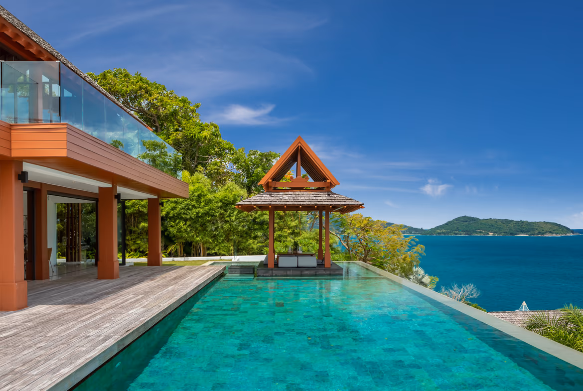 This photo likely shows an elevated sea view from a villa.