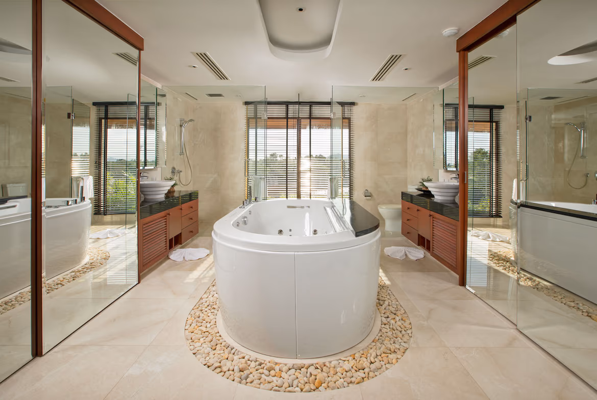 5-Bedroom Villa In Phuket With Private Yacht Berth — photo 5