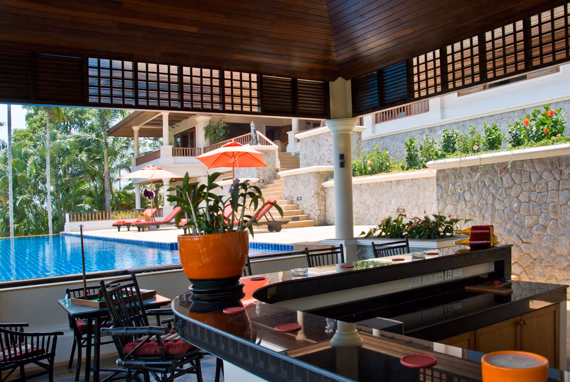 6-Bedroom Villa with Private Pool in Layan for Sale — photo 6