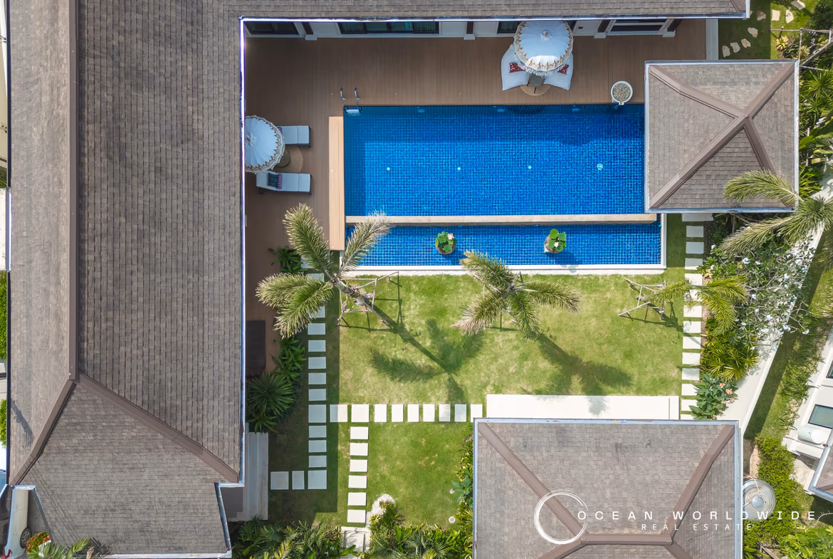 4 Bedrooms Private Pool Villa in Layan — photo 5