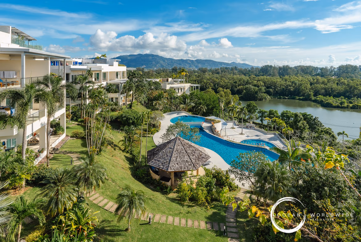 Exterior view of a 4-bedroom luxury penthouse in Layan, featuring a private pool overlooking the sea.