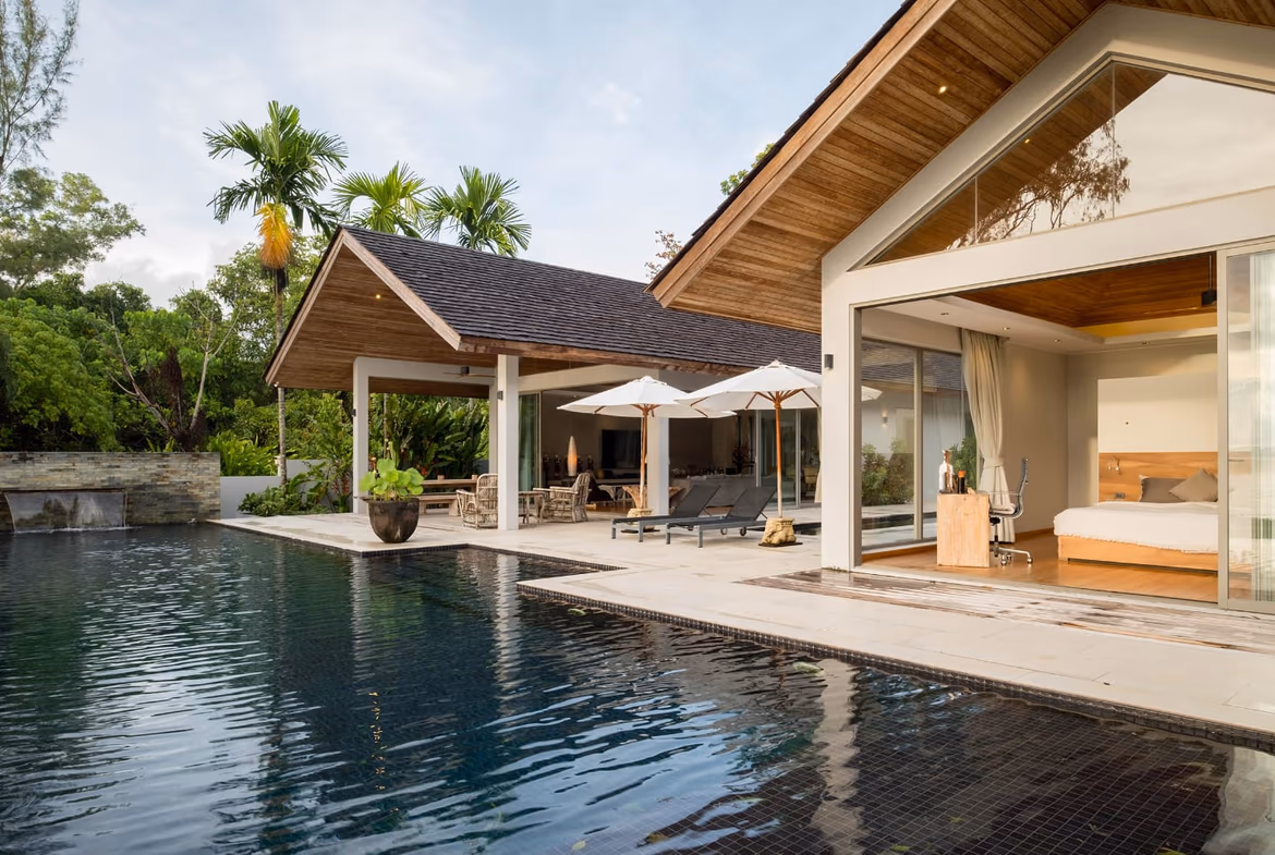 5 Bedrooms Waterfront Villa in Yamu (RCY02) — photo 5